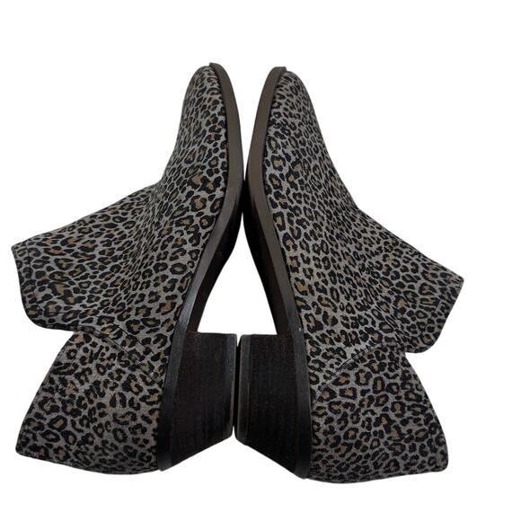 Crown & Ivy Kendall  Animal Leopard Print Leather Classic Chic Booties Women's 8 - Picture 6 of 9